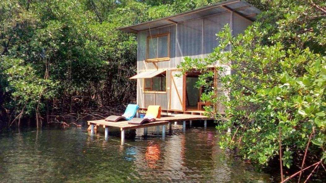 Hotel CocoVivo Bocas del Toro Esterno foto